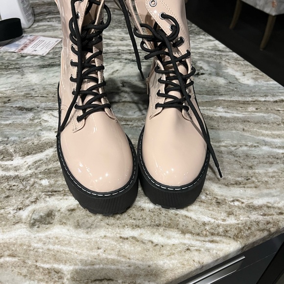 Booties - Picture 4 of 5